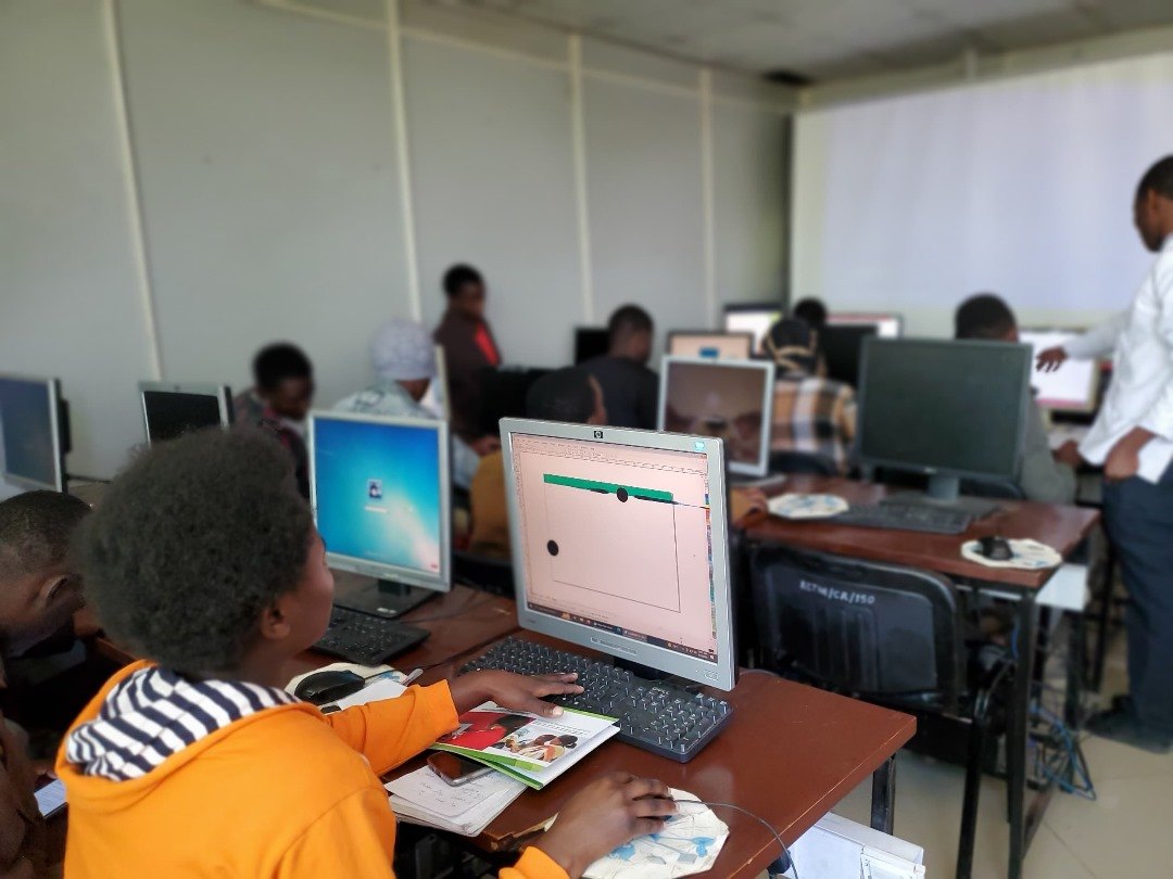Komu College learn with purpose